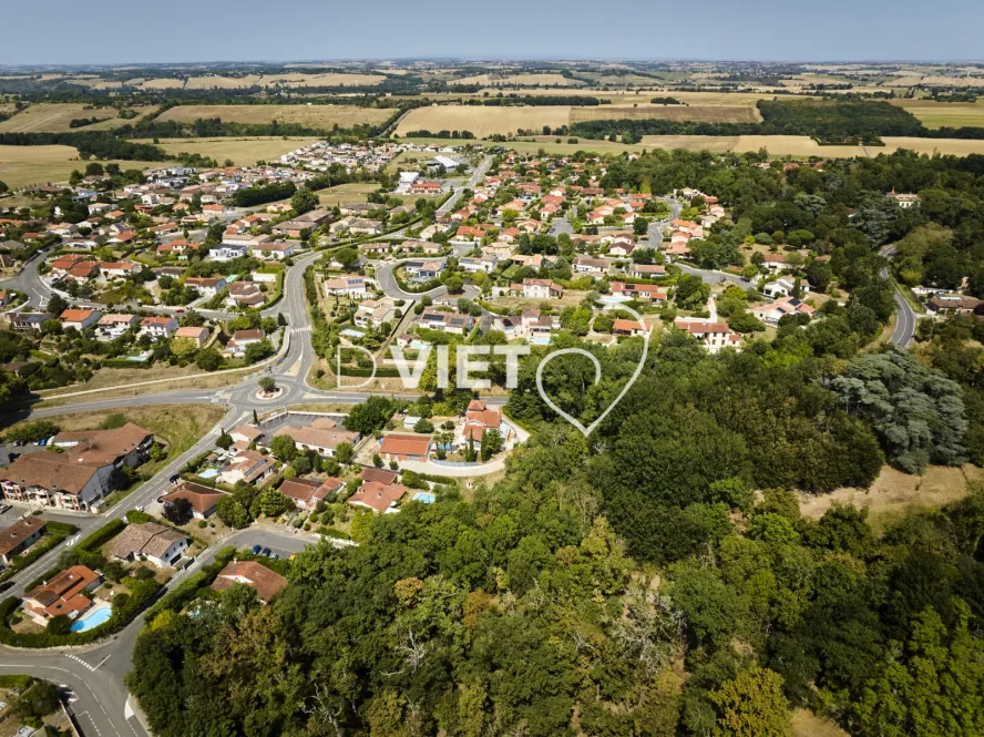 Photo TOULOUSE by VIET - DREMIL LAFAGE Habitat Pavillonnaire