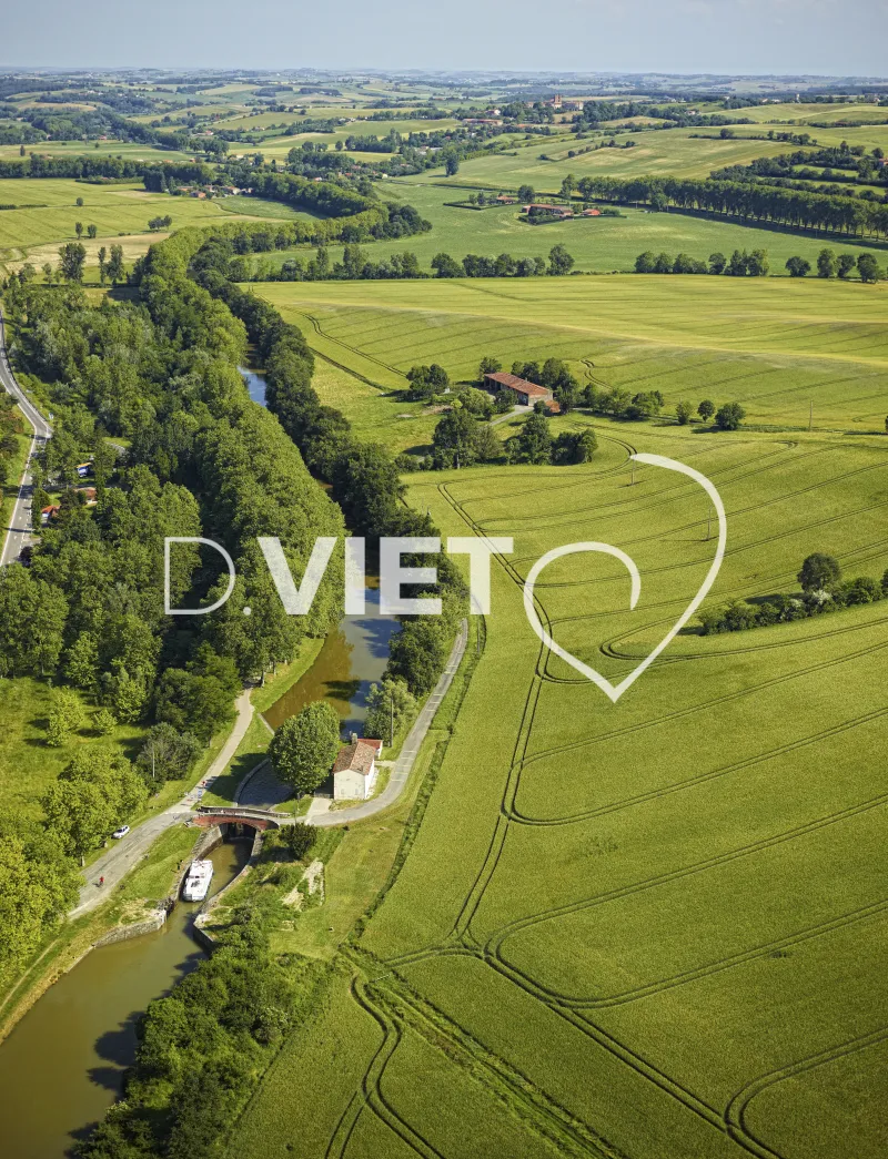 Photo TOULOUSE by VIET - Canal du Midi Ecluse du sanglier