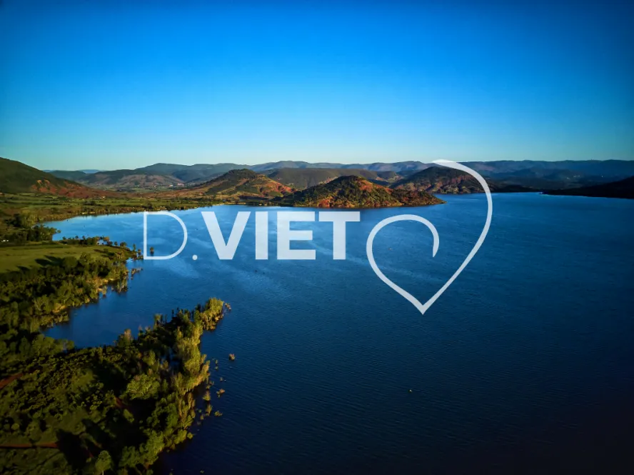 Photo TOULOUSE by VIET - LAC DU SALAGOU