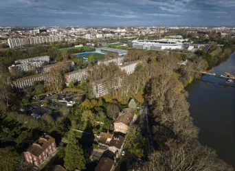 Photo TOULOUSE by VIET - Passerelle Empalot stadium