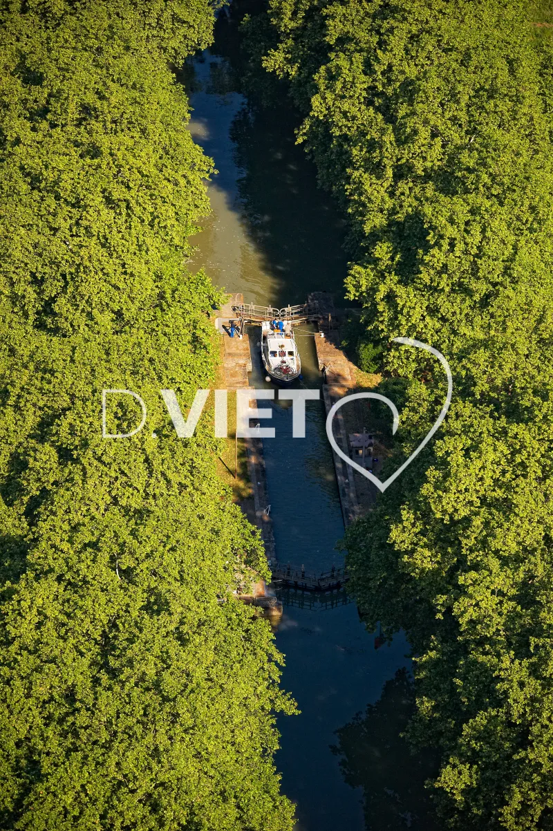 Photo TOULOUSE by VIET - Canal et écluse du Cacor