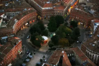 Photo TOULOUSE by VIET - Vue a&eacute;rienne de la place Wilson