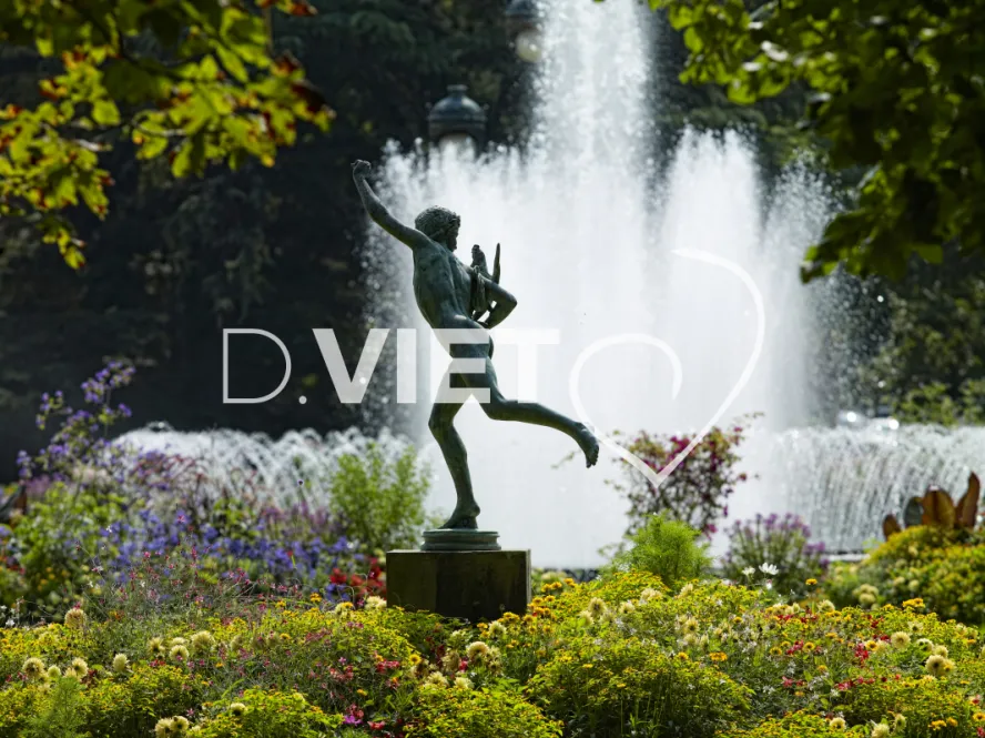 Photo TOULOUSE by VIET - La fontaine du Grand-Rond