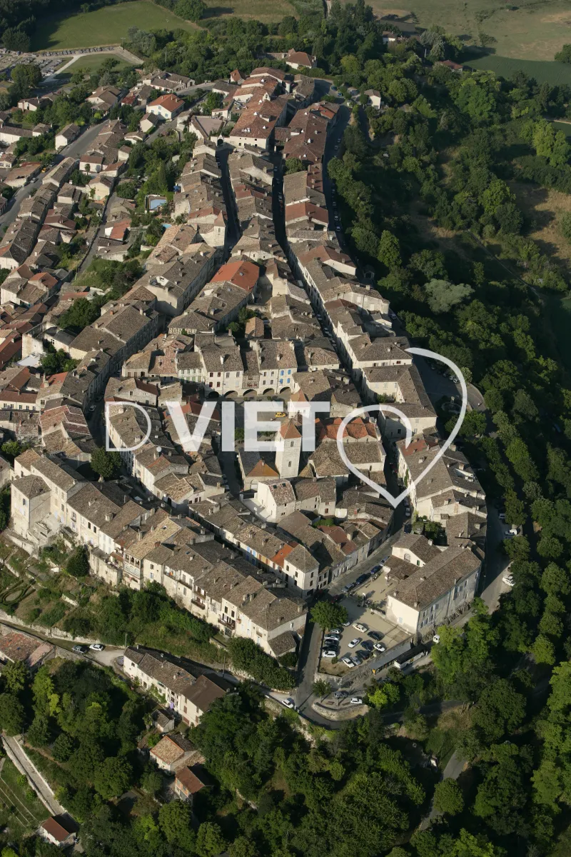 Photo TOULOUSE by VIET - 82 LAUZERTE N44°15204 E001°08234 , ©VIET 361.com