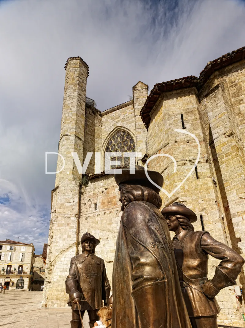 Photo TOULOUSE by VIET - Condom