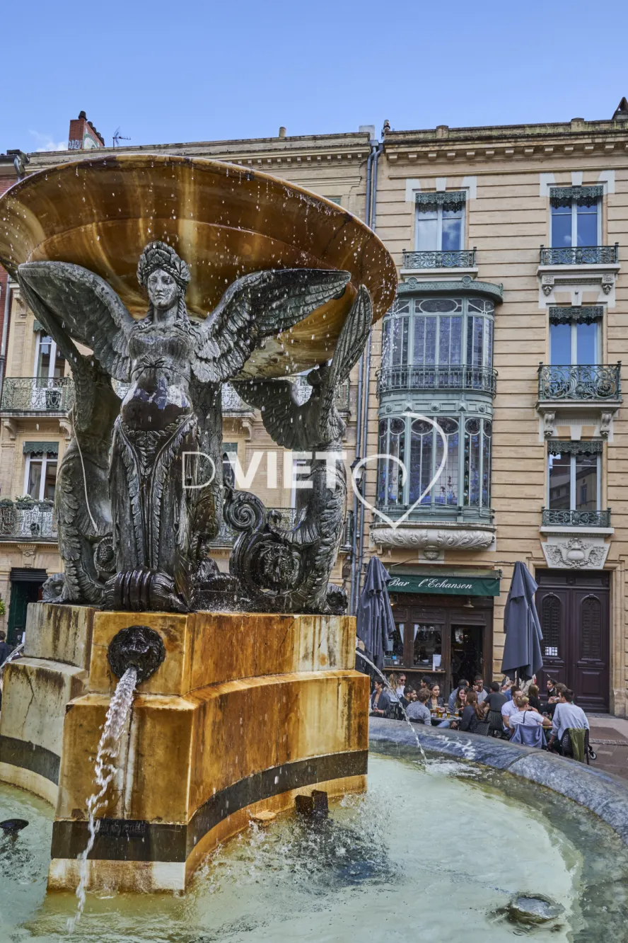 Photo TOULOUSE by VIET - Place de la trinité