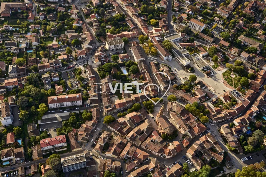 Photo TOULOUSE by VIET - BLAGNAC