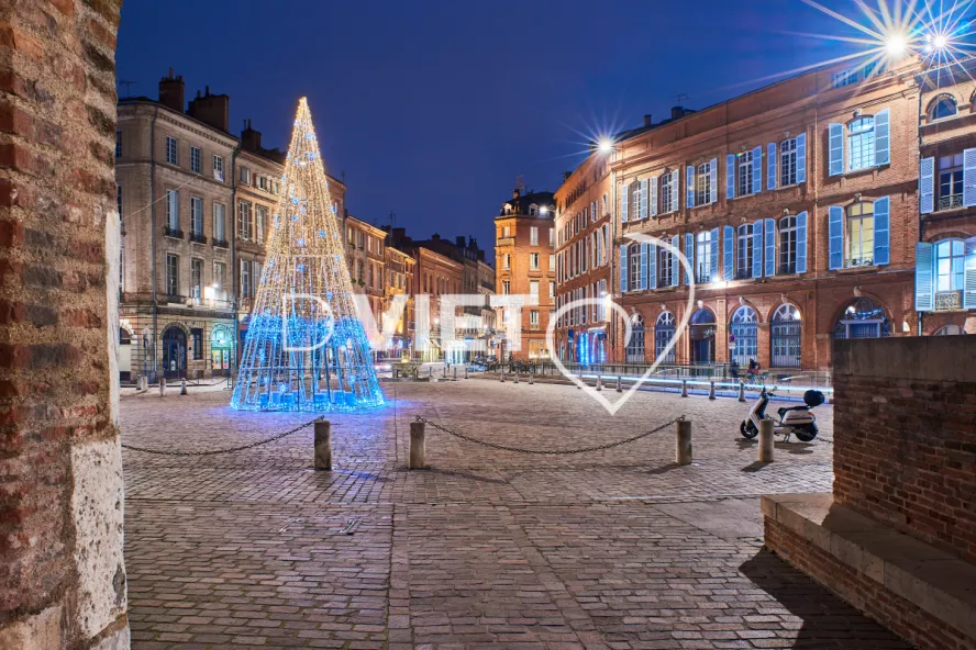 Photo TOULOUSE by VIET - Place St etienne