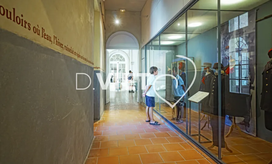 Photo TOULOUSE by VIET - Ecole Royale de soreze