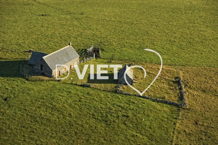 Photo TOULOUSE by VIET - Buron Aubrac