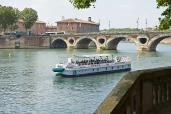 Photo TOULOUSE by VIET - Sur la garonne