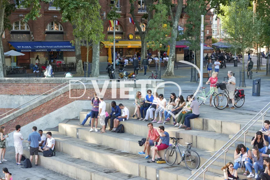 Photo TOULOUSE by VIET - PLACE ST PIERRE
