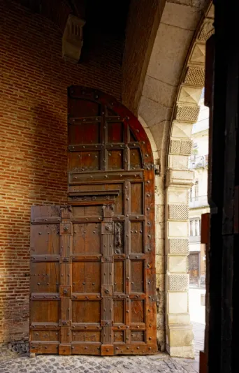Photo TOULOUSE by VIET - H&ocirc;tel d'Ass&eacute;zat