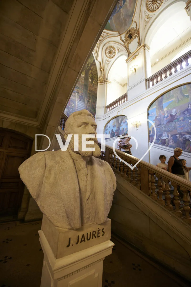 Photo TOULOUSE by VIET - salles des illustres touristes