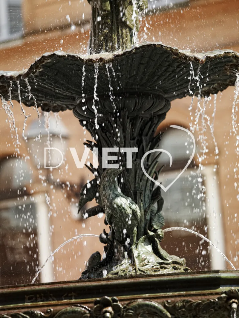 Photo TOULOUSE by VIET - La fontaine de la place Salengro
