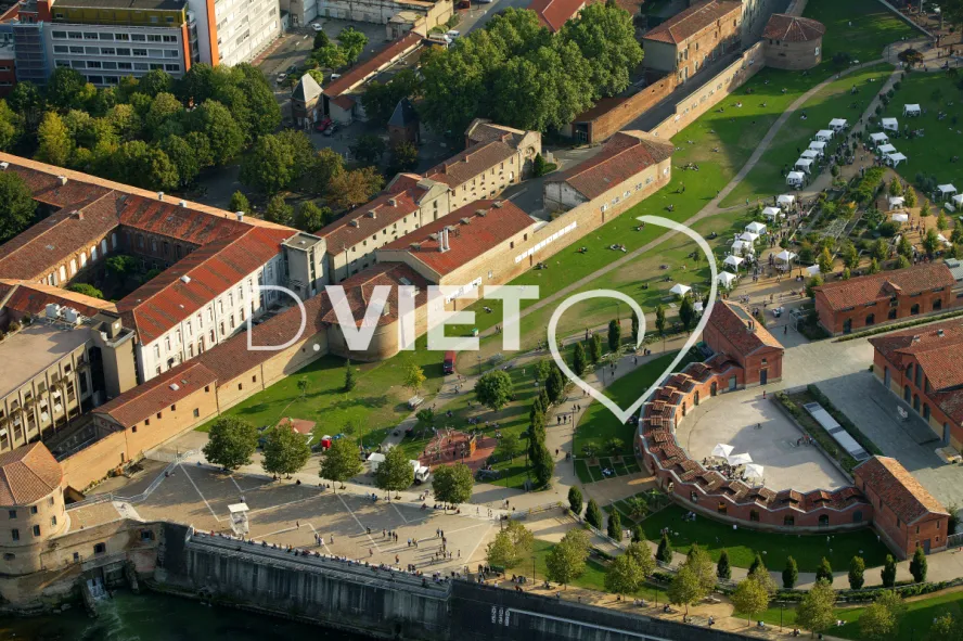 Photo TOULOUSE by VIET - Musée des Abattoirs