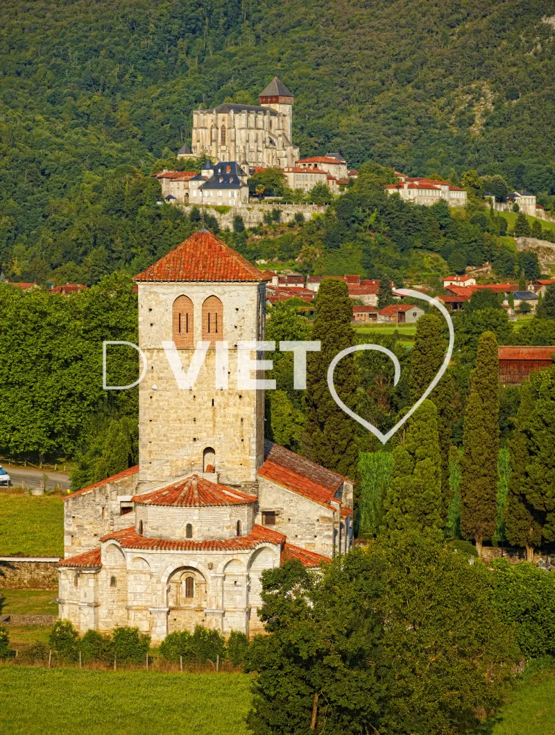 Photo TOULOUSE by VIET - Basilique Saint-Just de Valcabrère