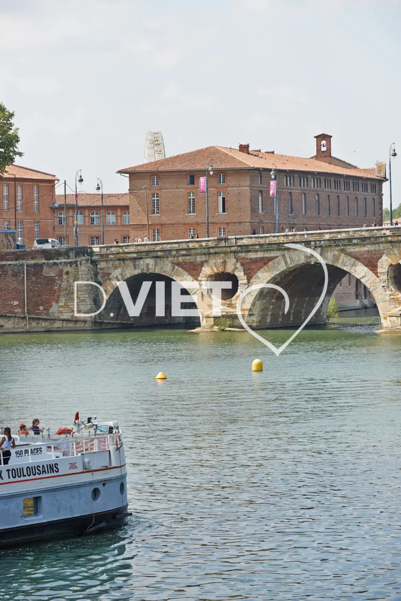 Photo TOULOUSE by VIET - Sur la garonne