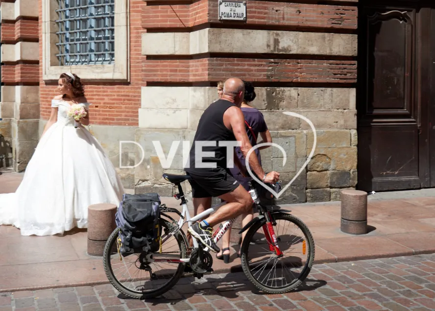 Photo TOULOUSE by VIET - Visite de la ville en velo