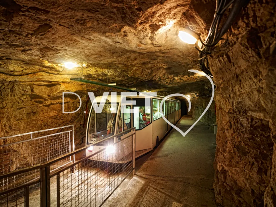 Photo TOULOUSE by VIET - Grottes de Lacave