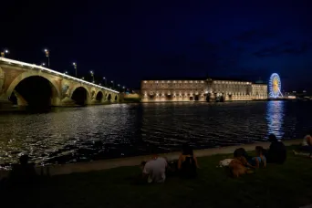 Photo TOULOUSE by VIET - Hotel Dieu et grande roue