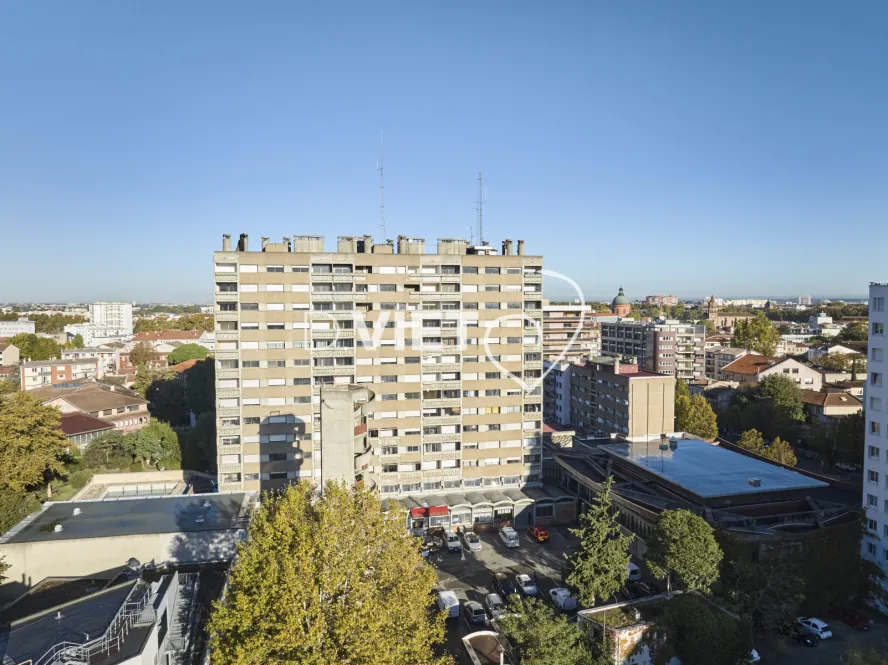 Photo TOULOUSE by VIET - CASERNE JACQUES VION