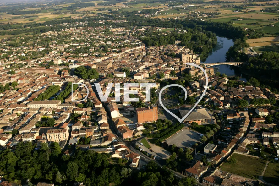 Photo TOULOUSE by VIET - 81 GAILLAC N43°53495 E001°53598 ©VIET 361.com