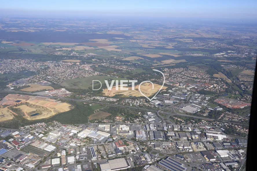 Photo TOULOUSE by VIET - COLOMIERS
