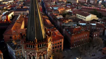 Vid&eacute;o TOULOUSE by VIET - Projet sans titre Instantané 11 mars 2020 à 20:24:44