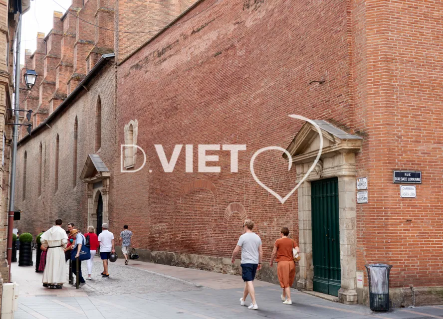 Photo TOULOUSE by VIET - famille en balade