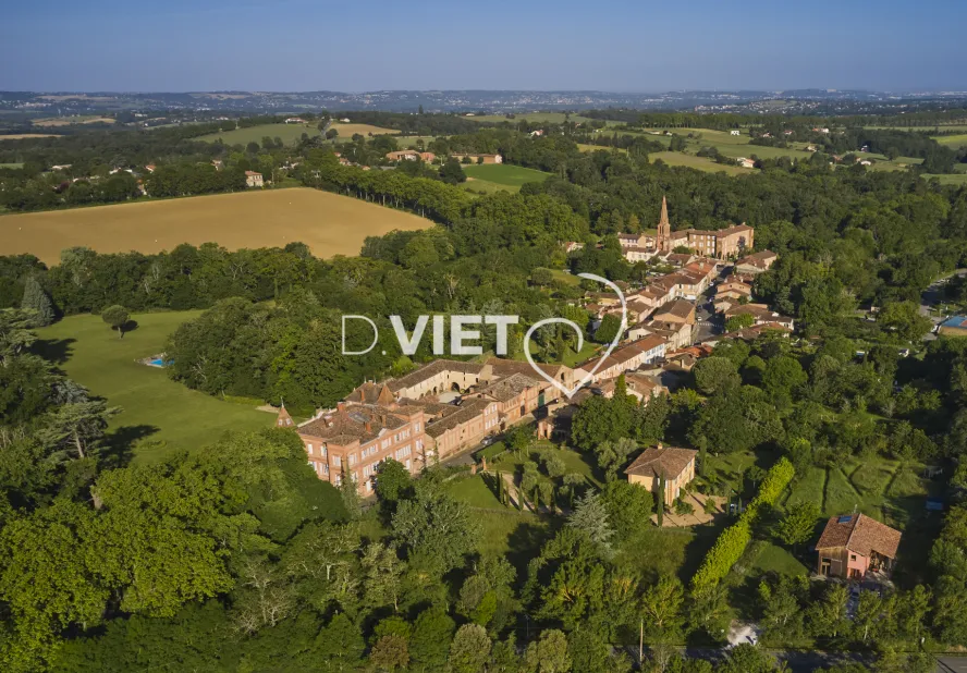 Photo TOULOUSE by VIET - FOURQUEVAUX