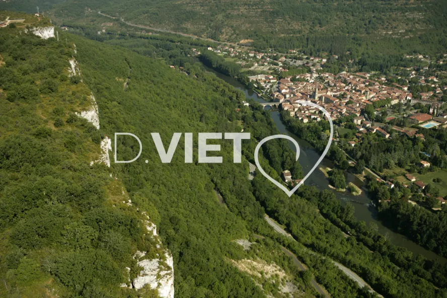 Photo TOULOUSE by VIET - 82 ST ANTONIN RIVIERE L'AVEYRON N44°09012 E001°45230 ©VIET 361.com