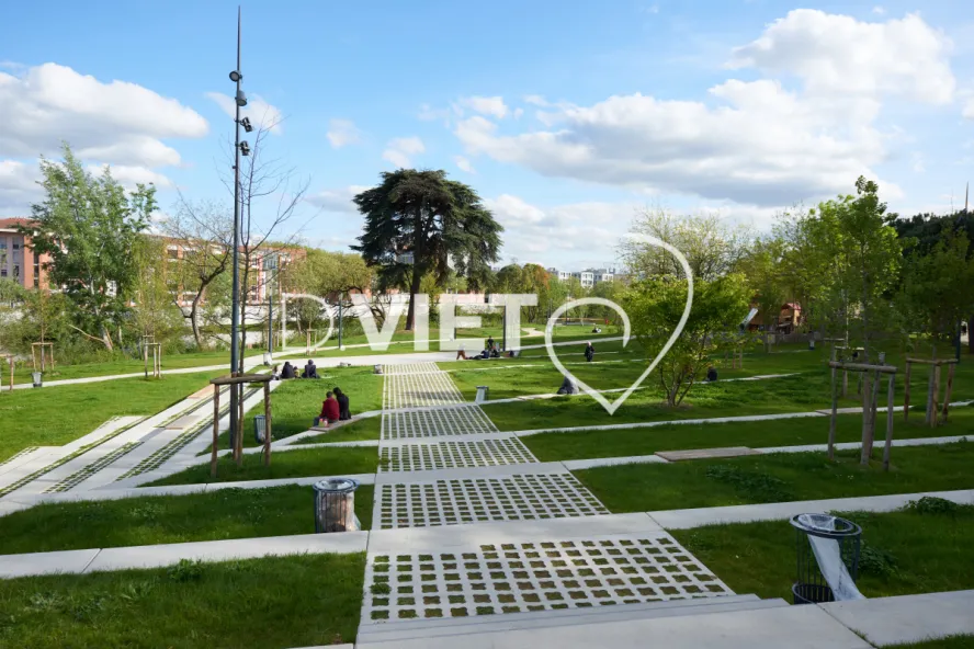 Photo TOULOUSE by VIET - Bord de Garonne