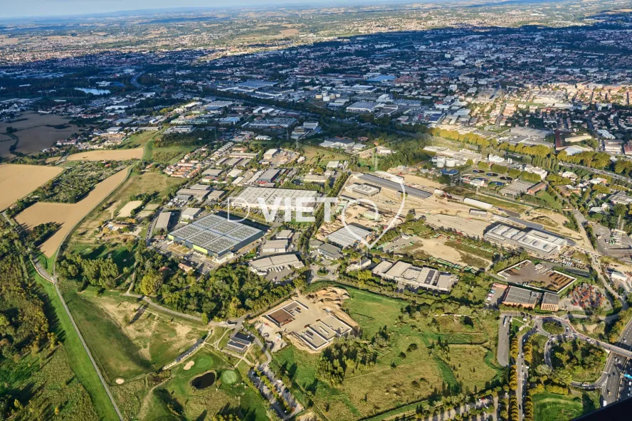 Photo TOULOUSE by VIET - LALANDE SESQUIERES