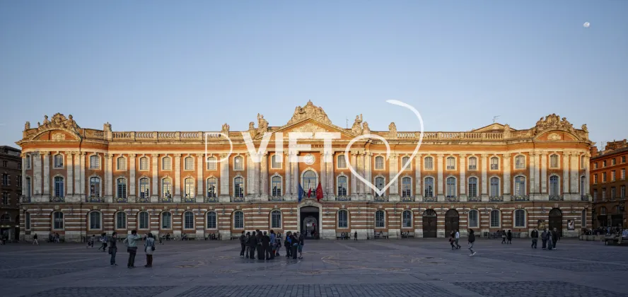 Photo TOULOUSE by VIET - Place du Capitole Toulouse