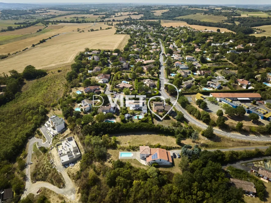 Photo TOULOUSE by VIET - AIGREFEUILLE Habitat Pavillonnaire