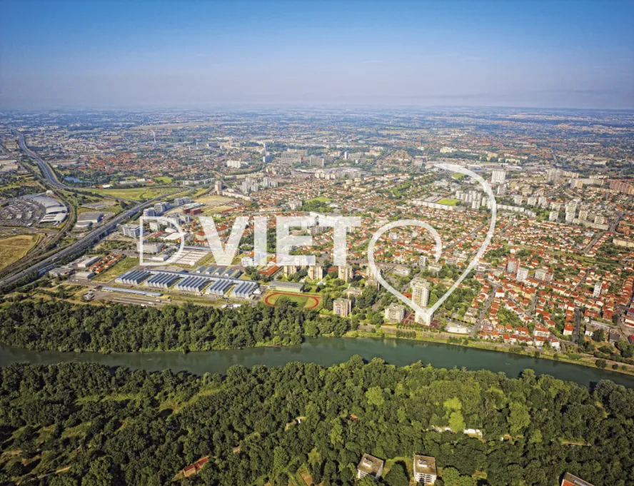 Photo TOULOUSE by VIET - Mirail La farouette