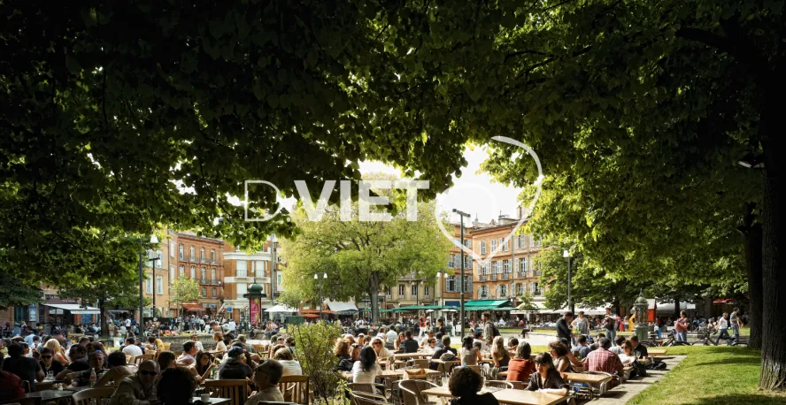 Photo TOULOUSE by VIET - Place Saint Georges