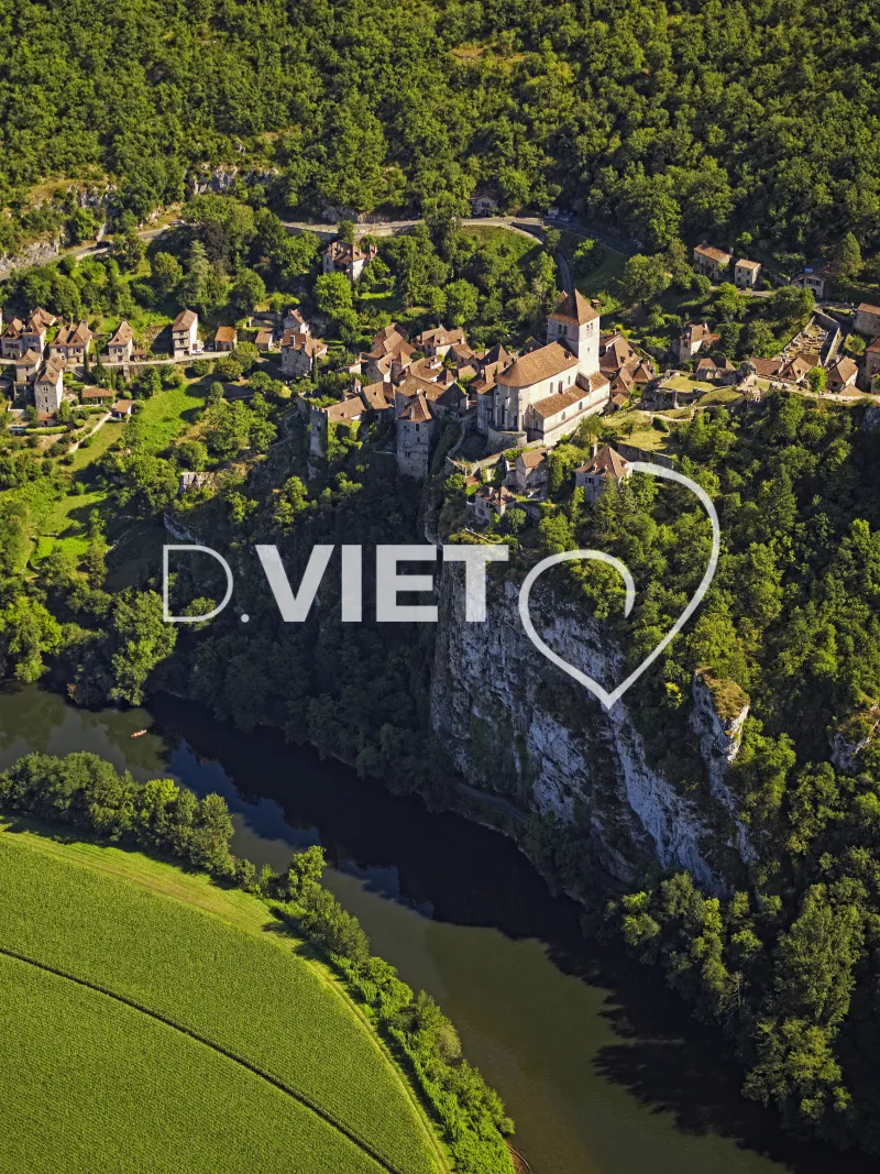 Photo TOULOUSE by VIET - St Cirq lapopie