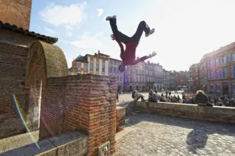 Photo TOULOUSE by VIET - Art du d&eacute;placement