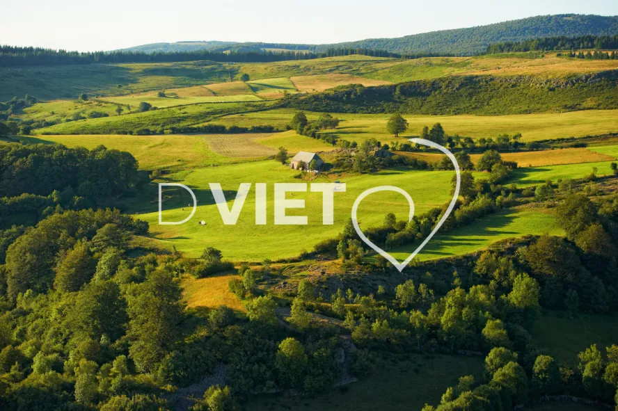 Photo TOULOUSE by VIET - St Chely d Aubrac