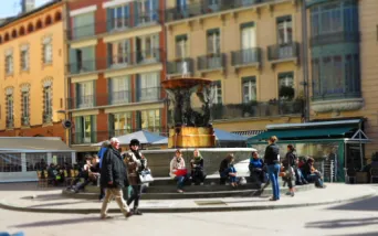 Photo TOULOUSE by VIET - Place de la trinite