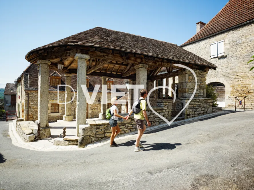 Photo TOULOUSE by VIET - Montvalent