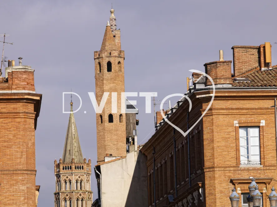 Photo TOULOUSE by VIET - Saint-Sernin vu de la place du capitole