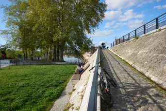 Photo TOULOUSE by VIET - Bord de Garonne