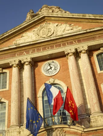 Photo TOULOUSE by VIET - Place du capitole