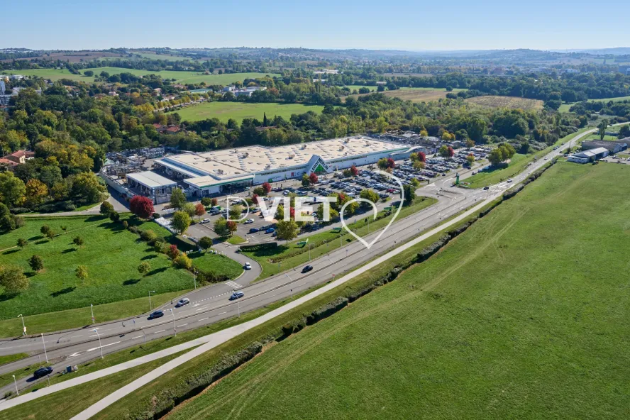 Photo TOULOUSE by VIET - LEROY MERLIN