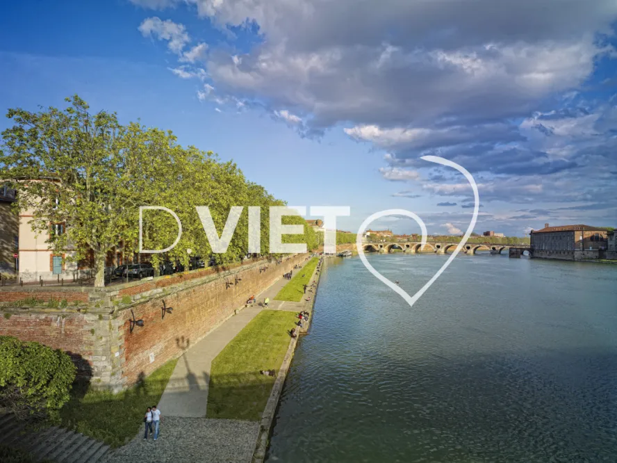 Photo TOULOUSE by VIET - Quai de la daurade