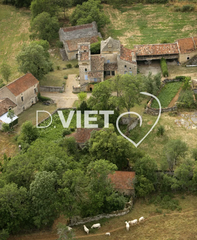 Photo TOULOUSE by VIET - 82 LE COLOMBIER N44°16004 E001°46319 ©VIET 361.com