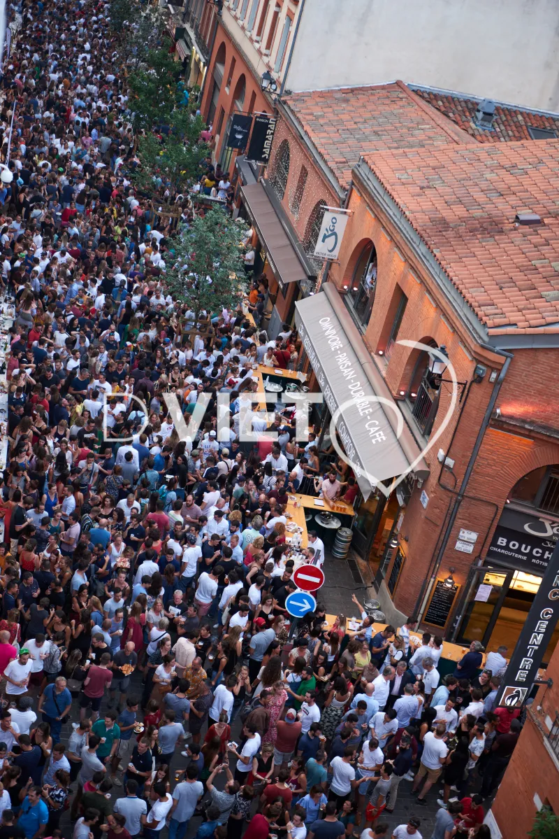 Photo TOULOUSE by VIET - Nocturne Marche Victor Hugo